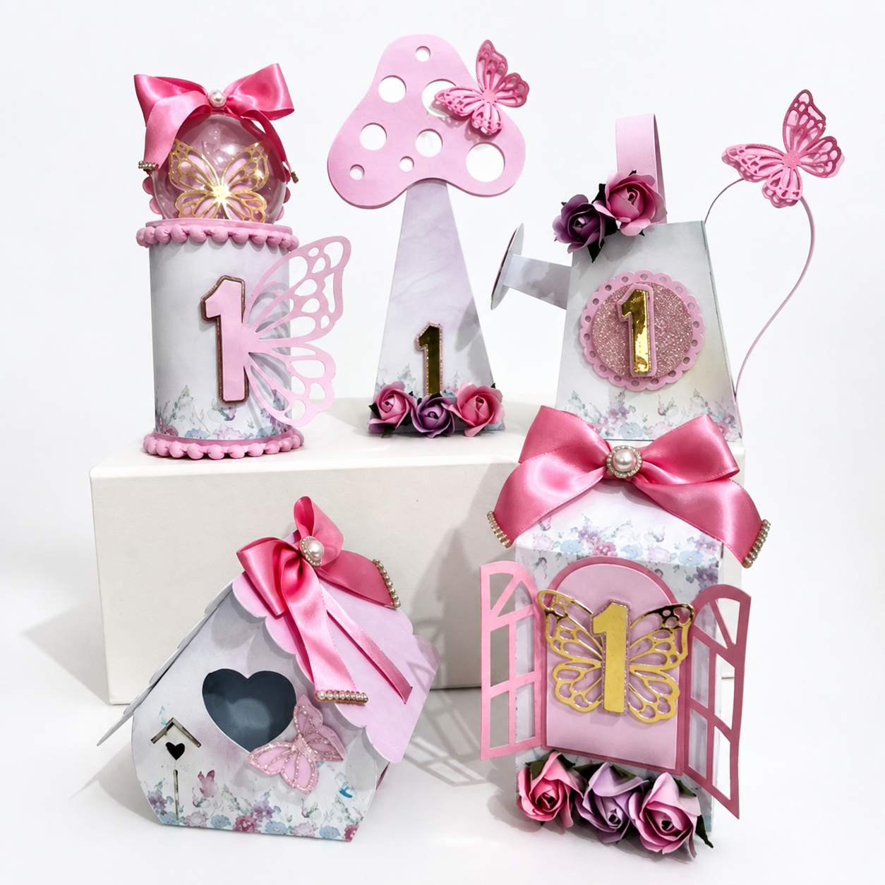 Kit Luxo 2 personalizado com 25 peças em tema Jardim Encantado